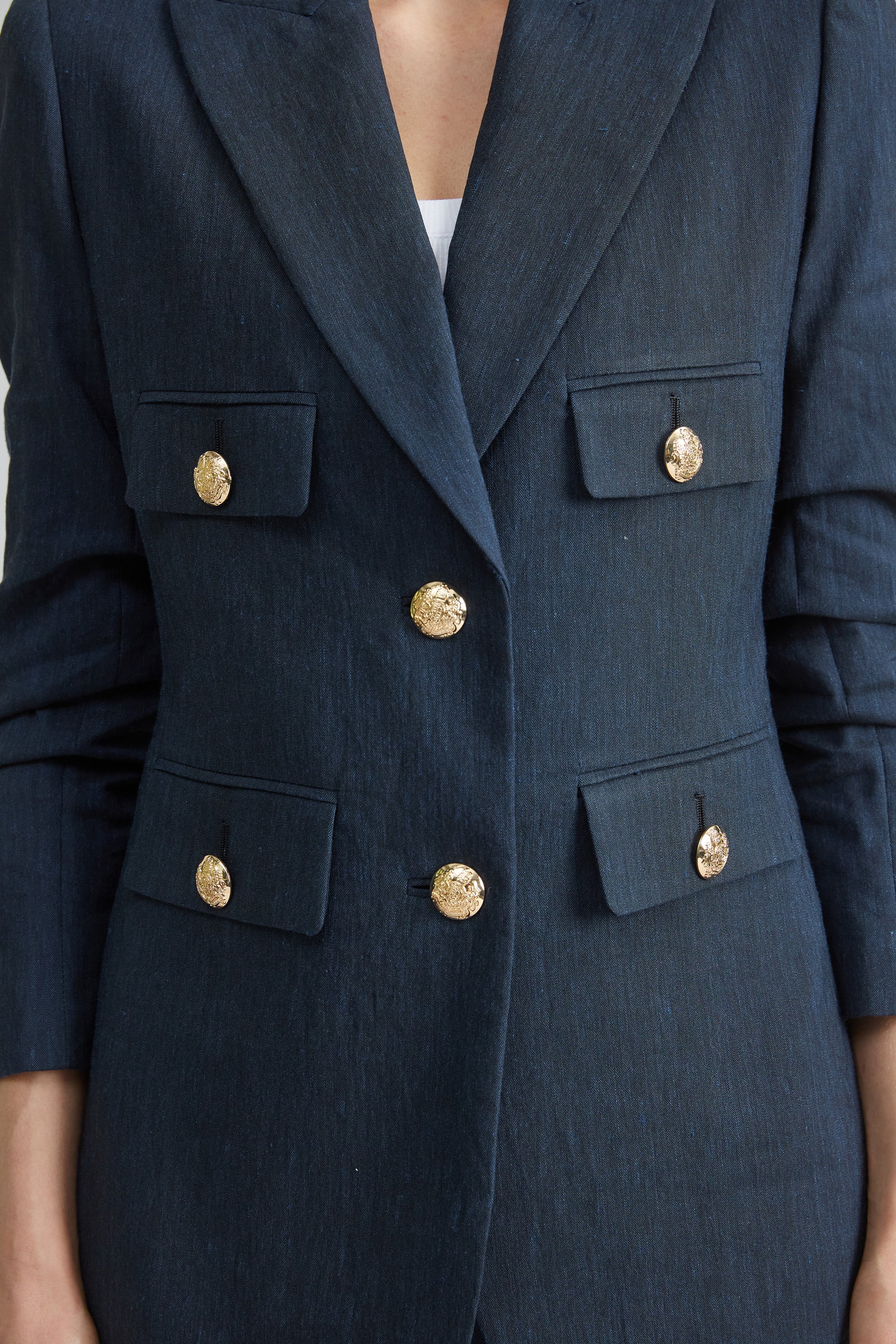 Linen Crest Button Blazer - Image 4