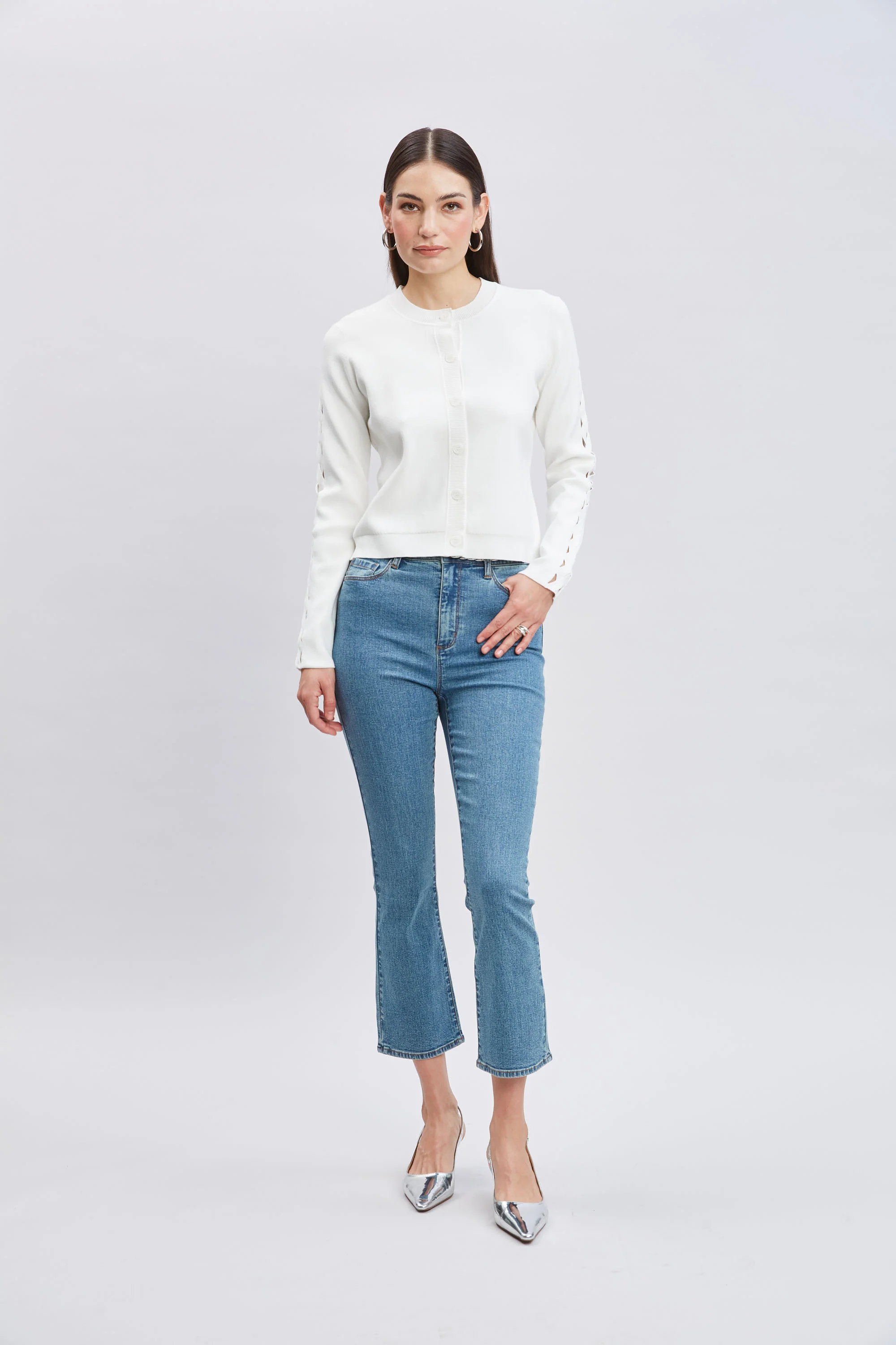 Micro Flare Cropped Jeans - Image 2