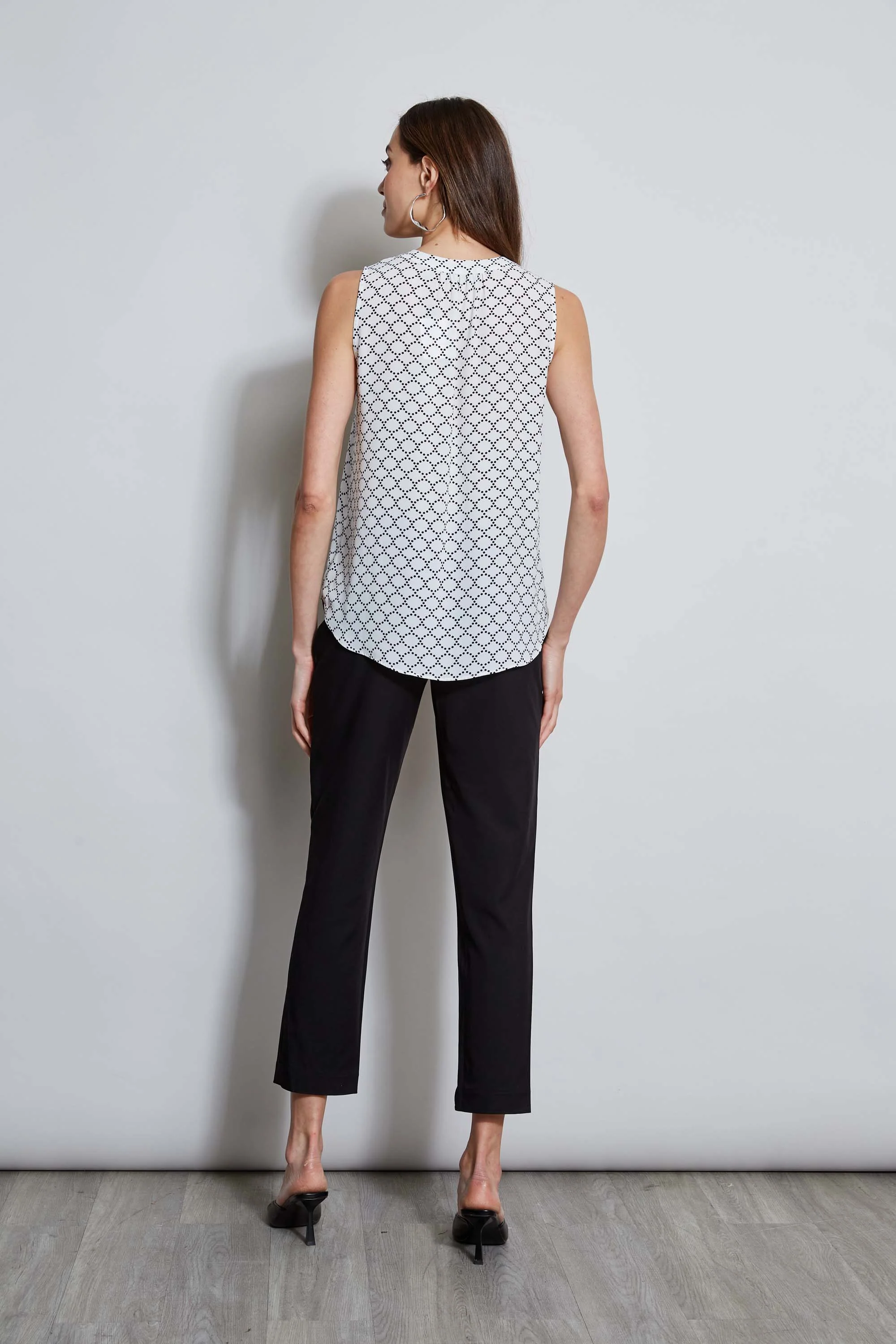 T-Tahari Dot Mesh Sleeveless Shirt - Image 4